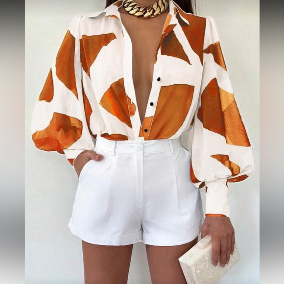 Luxe geo print lantern sleeve top